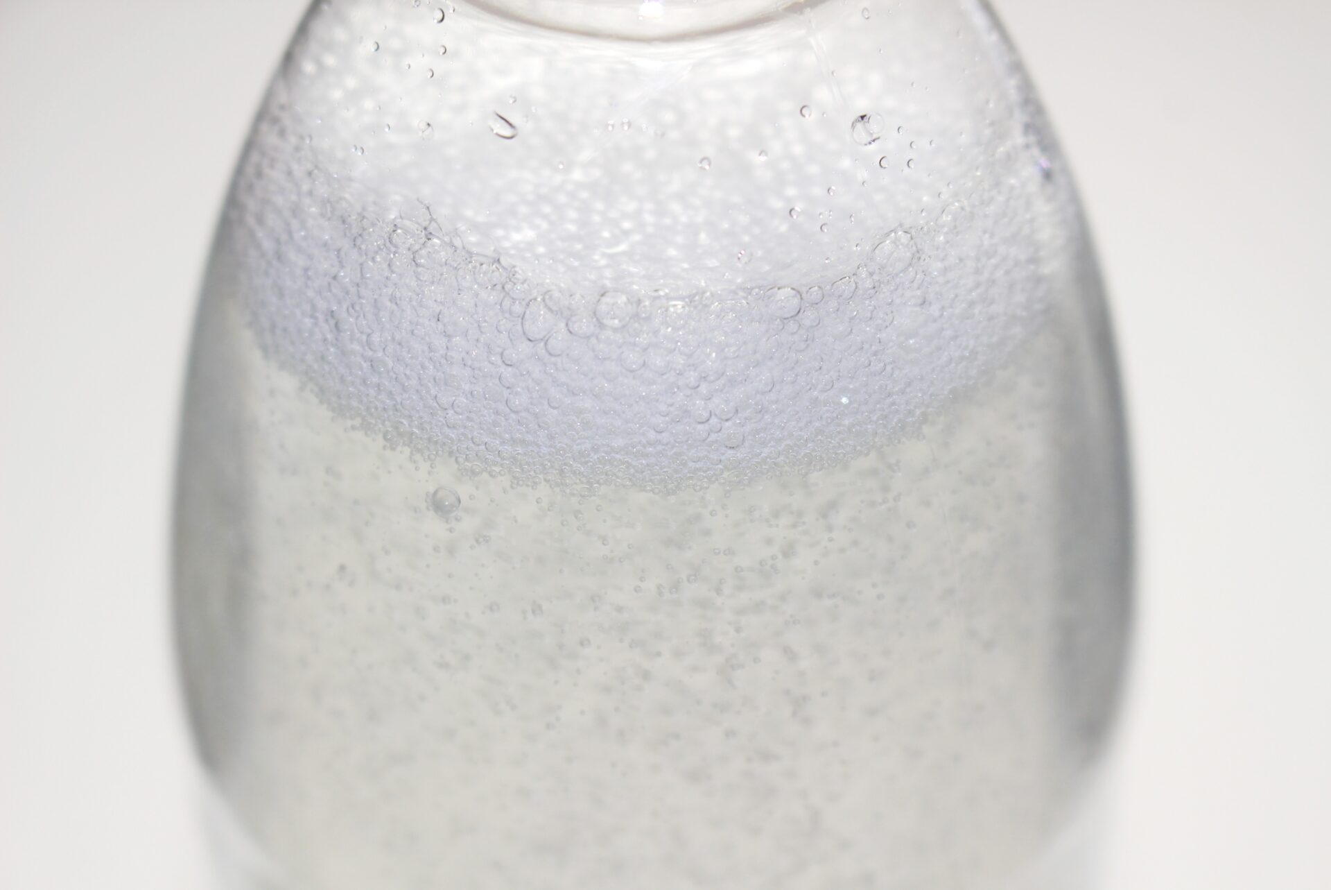 炭酸がシュワシュワする理由