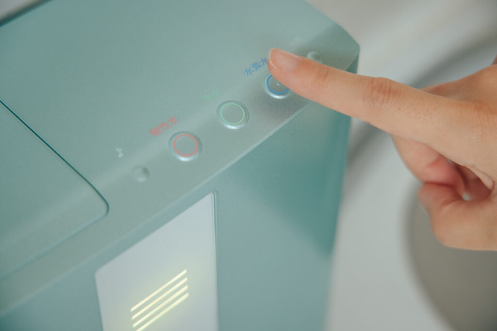 WEB限定＞『TRIM ION CURE』新色モデルを発売 キッチンが華やかになる 